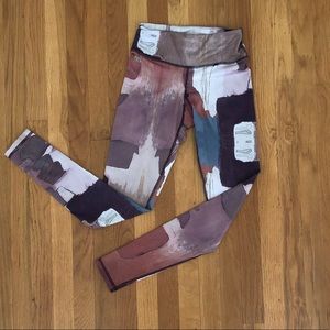 Aziam Block Art Yoga Pant! Size Small- RARE!